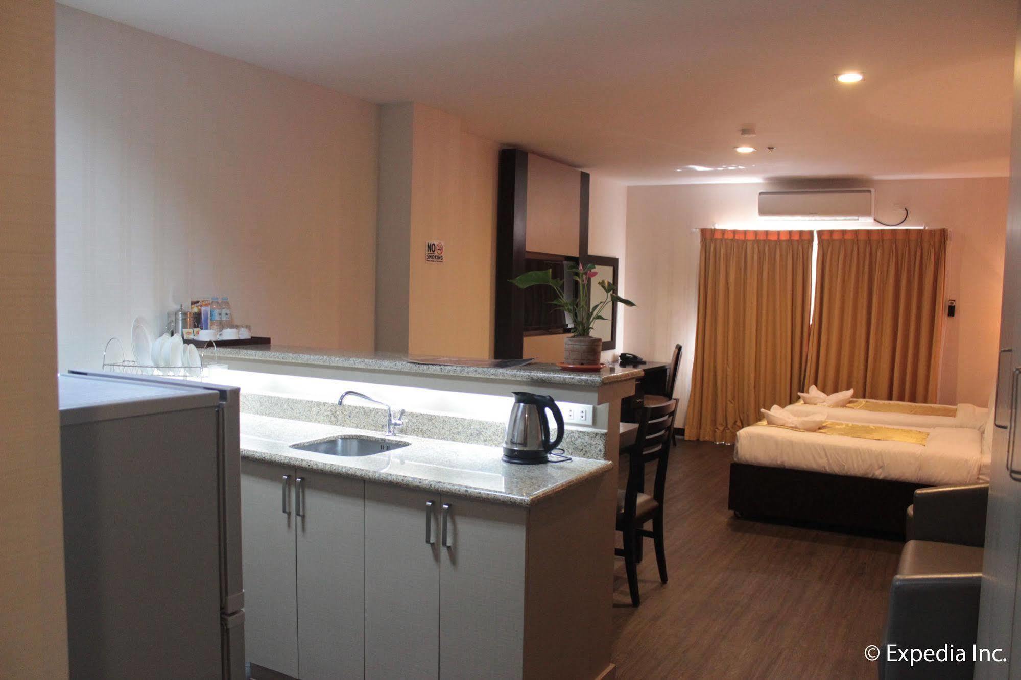 Sun Plaza Subic Hotel Olongapo Luaran gambar